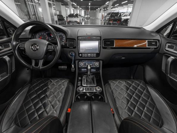 Volkswagen Touareg II Рестайлинг с пробегом 2016 года, цена 3 480 000 рублей, 90844 км, внедорожник, Автокод Объявления