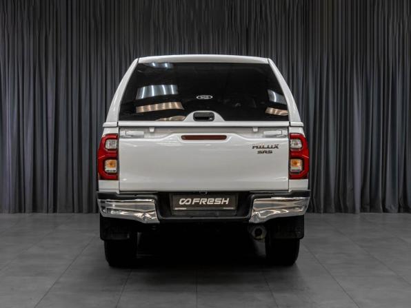 Toyota Hilux VIII Рестайлинг 2 с пробегом 2022 года, цена 3 739 000 рублей, 161322 км, offers.body_type.unknown, Автокод Объявления