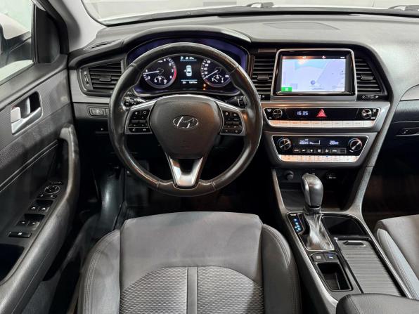 Hyundai Sonata VII (LF) Рестайлинг с пробегом 2017 года, цена 1 700 000 рублей, 139400 км, седан, Автокод Объявления