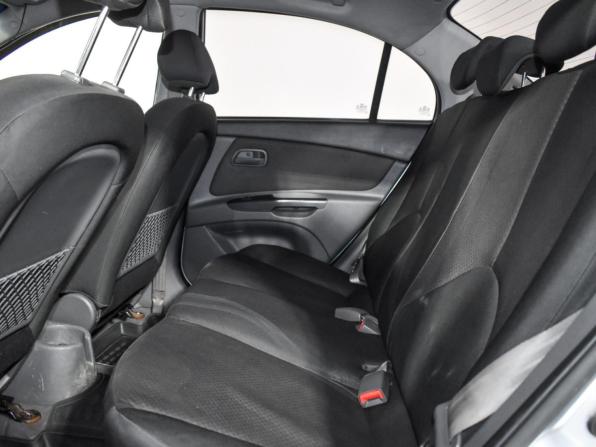 Kia Rio II Рестайлинг с пробегом 2010 года, цена 379 000 рублей, 270000 км, седан, Автокод Объявления