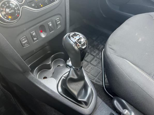 Renault Sandero II Рестайлинг с пробегом 2018 года, цена 1 103 600 рублей, 113373 км, хэтчбек, Автокод Объявления