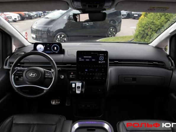 Hyundai Staria I с пробегом 2024 года, цена 4 428 000 рублей, 66783 км, минивэн, Автокод Объявления