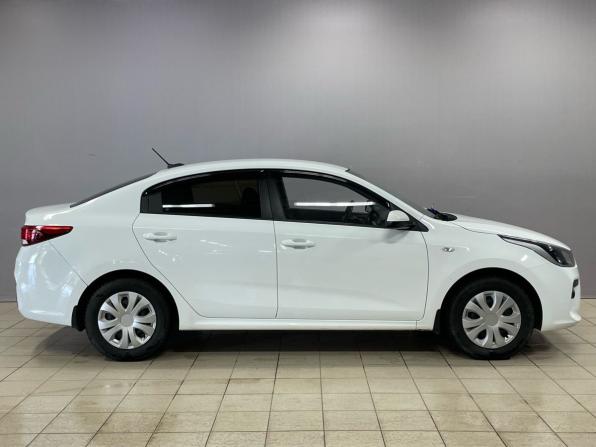 Kia Rio IV с пробегом 2019 года, цена 1 240 000 рублей, 127580 км, седан, Автокод Объявления