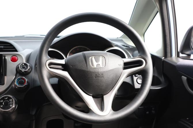 Honda Fit II с пробегом 2010 года, цена 659 000 рублей, 168000 км, хэтчбек, Автокод Объявления