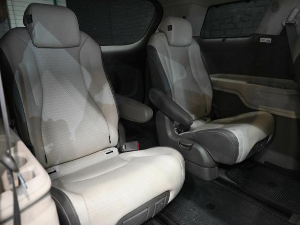 Kia Carnival IV с пробегом 2022 года, цена 4 700 000 рублей, 53865 км, минивэн, Автокод Объявления