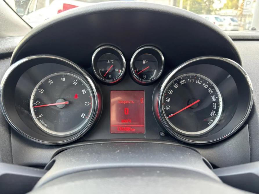 Opel Astra J Рестайлинг Альметьевск  - изображение 8