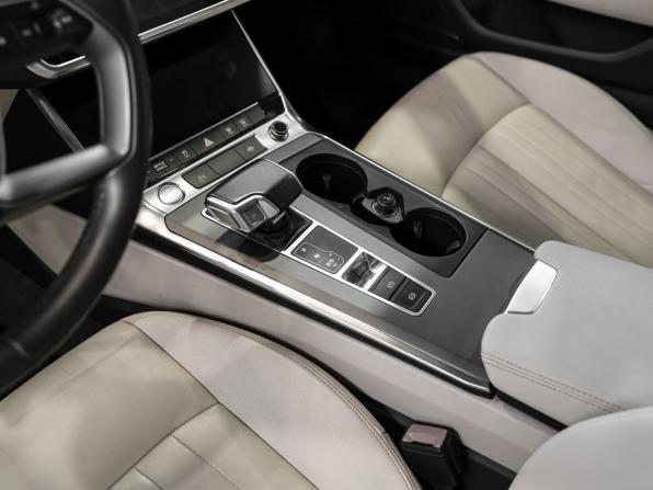 Audi A6 V (C8) с пробегом 2019 года, цена 3 690 000 рублей, 158010 км, универсал, Автокод Объявления
