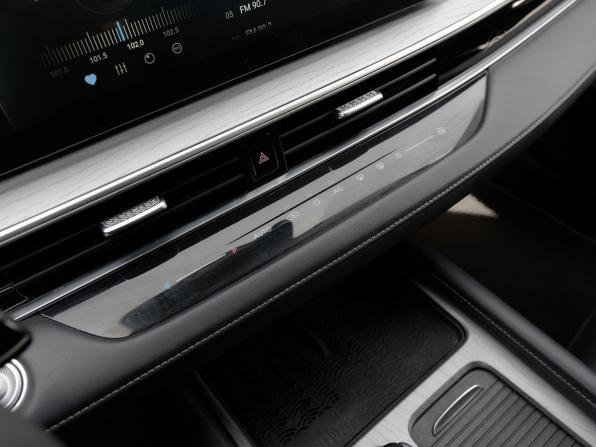 Chery Arrizo 8 с пробегом 2023 года, цена 1 909 000 рублей, 80208 км, седан, Автокод Объявления