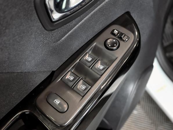 Renault Kaptur I с пробегом 2020 года, цена 1 750 000 рублей, 120428 км, внедорожник, Автокод Объявления