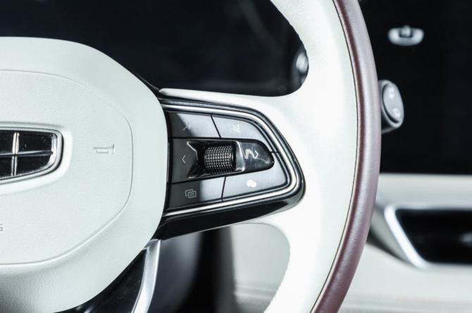 Geely Monjaro I с пробегом 2024 года, цена 3 369 000 рублей, 61000 км, внедорожник, Автокод Объявления