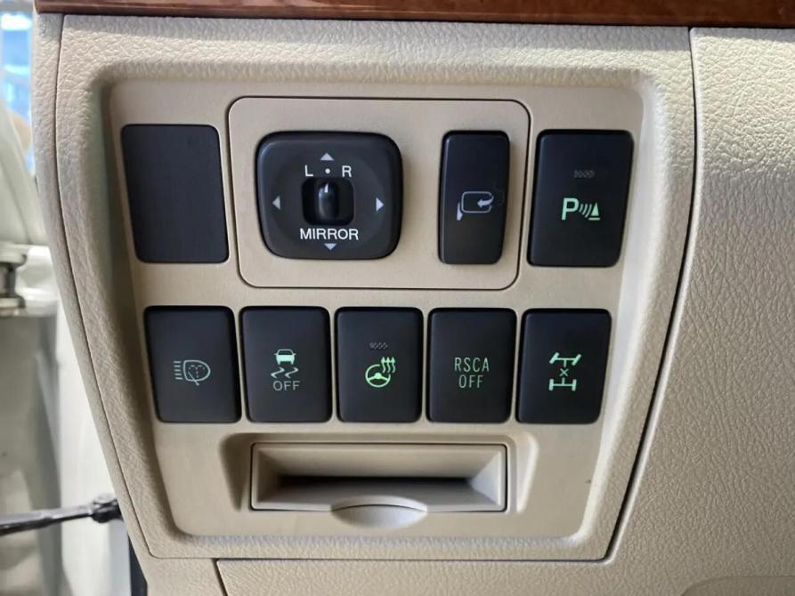 Toyota Land Cruiser 200 Series Рестайлинг 1 Челябинск  - изображение 15