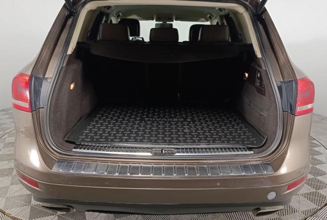 Volkswagen Touareg II с пробегом 2011 года, цена 1 870 000 рублей, 231295 км, внедорожник, Автокод Объявления