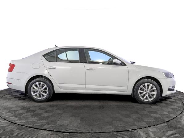 Skoda Octavia III (A7) Рестайлинг с пробегом 2019 года, цена 1 200 000 рублей, 204203 км, лифтбек, Автокод Объявления