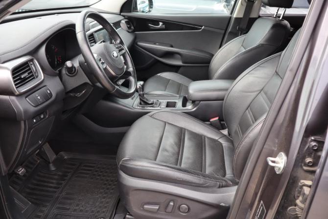 Kia Sorento III Prime Рестайлинг с пробегом 2018 года, цена 2 299 000 рублей, 163000 км, внедорожник, Автокод Объявления