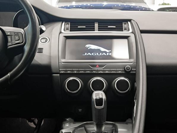 Jaguar E-Pace I с пробегом 2018 года, цена 2 599 000 рублей, 90378 км, внедорожник, Автокод Объявления