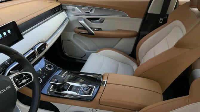 JETOUR X70+ I Рестайлинг с пробегом 2024 года, цена 2 550 000 рублей, 3570 км, внедорожник, Автокод Объявления