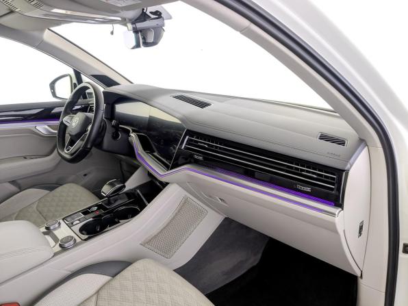 Volkswagen Touareg III с пробегом 2018 года, цена 4 060 000 рублей, 156408 км, внедорожник, Автокод Объявления