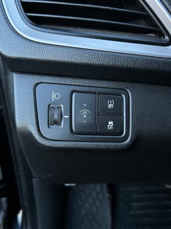 Hyundai Solaris II с пробегом 2018 года, цена 1 230 000 рублей, 188920 км, седан, Автокод Объявления