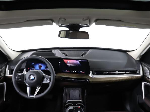 BMW X1 III (U11/U12) с пробегом 2023 года, цена 5 149 900 рублей, 26500 км, внедорожник, Автокод Объявления