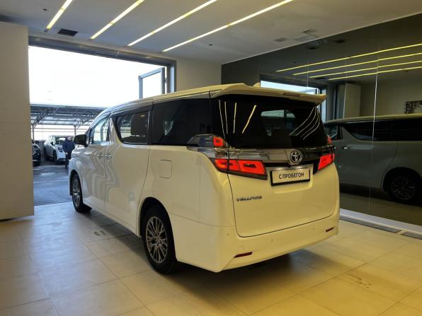 Toyota Vellfire II Рестайлинг с пробегом 2019 года, цена 3 620 000 рублей, 190000 км, минивэн, Автокод Объявления