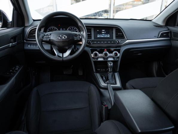 Hyundai Elantra VI (AD) Рестайлинг с пробегом 2018 года, цена 1 113 000 рублей, 171002 км, седан, Автокод Объявления