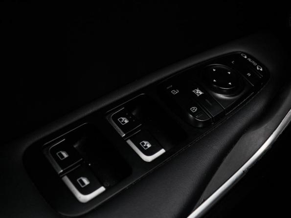 Kia Stinger I с пробегом 2019 года, цена 2 800 000 рублей, 123810 км, лифтбек, Автокод Объявления