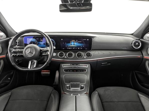 Mercedes-Benz E-Класс V (W213 S213 C238) Рестайлинг с пробегом 2021 года, цена 5 378 500 рублей, 76976 км, седан, Автокод Объявления