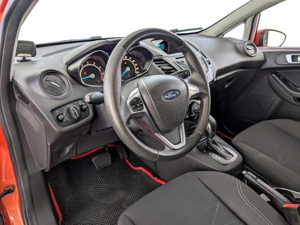 Ford Fiesta Mk6 Рестайлинг с пробегом 2019 года, цена 1 150 000 рублей, 62154 км, хэтчбек, Автокод Объявления