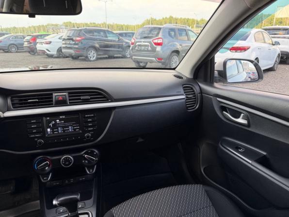 Kia Rio IV с пробегом 2017 года, цена 865 000 рублей, 284622 км, седан, Автокод Объявления