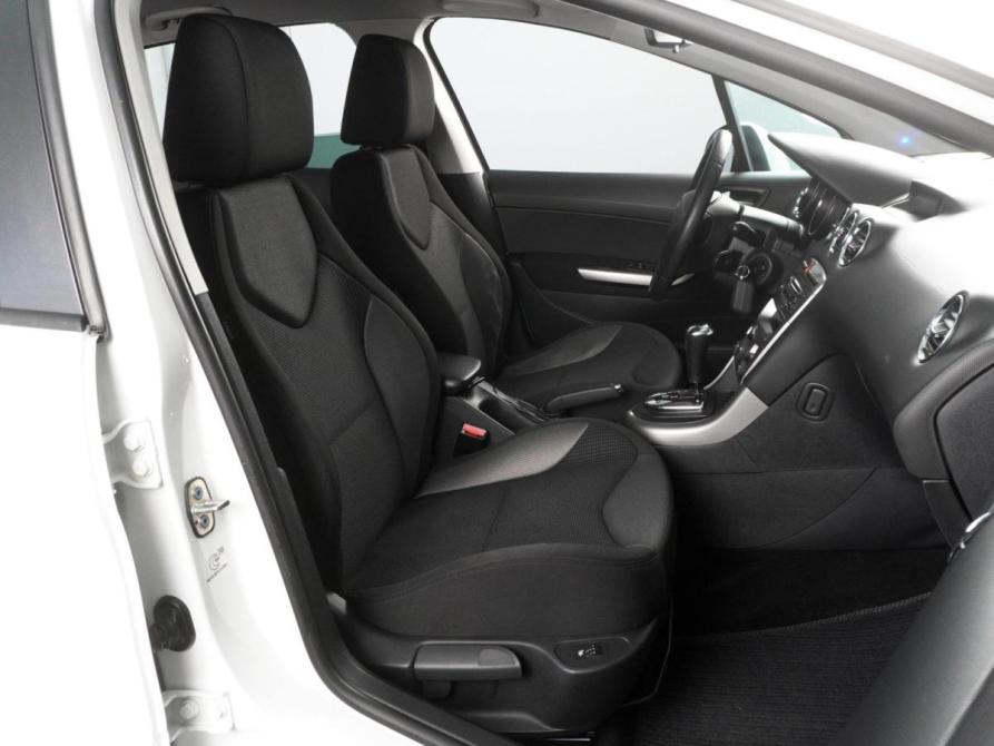 Peugeot 308 I Рестайлинг Минеральные Воды  - изображение 8