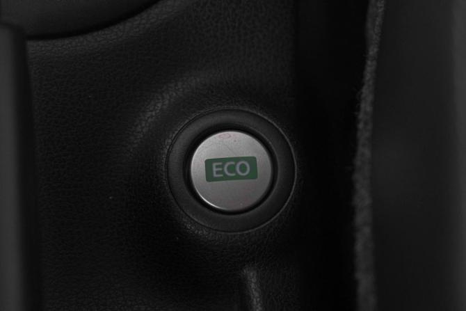 Nissan Note II с пробегом 2014 года, цена 799 000 рублей, 208000 км, хэтчбек, Автокод Объявления