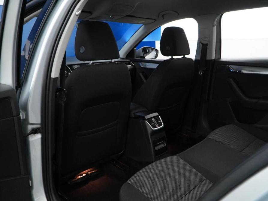 Skoda Octavia III (A7) Москва  - изображение 11