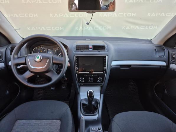 Skoda Octavia II (A5) Рестайлинг с пробегом 2012 года, цена 699 000 рублей, 151000 км, лифтбек, Автокод Объявления