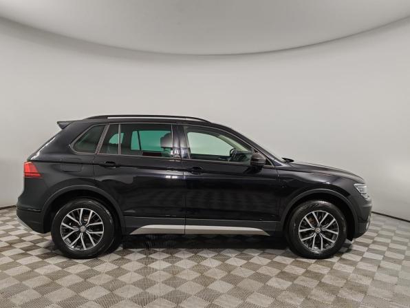 Volkswagen Tiguan II с пробегом 2019 года, цена 2 655 000 рублей, 112049 км, внедорожник, Автокод Объявления