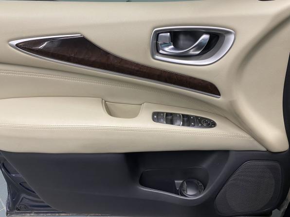 Infiniti QX60 I Рестайлинг с пробегом 2017 года, цена 2 025 000 рублей, 103912 км, внедорожник, Автокод Объявления