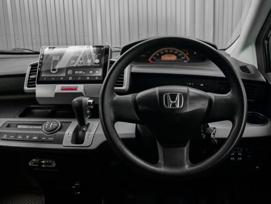 Honda Freed I Екатеринбург  - изображение 11