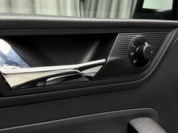 Skoda Rapid II с пробегом 2021 года, цена 1 469 000 рублей, 50400 км, лифтбек, Автокод Объявления
