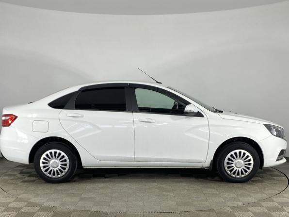 Lada (ВАЗ) Vesta I с пробегом 2022 года, цена 1 039 000 рублей, 103650 км, седан, Автокод Объявления