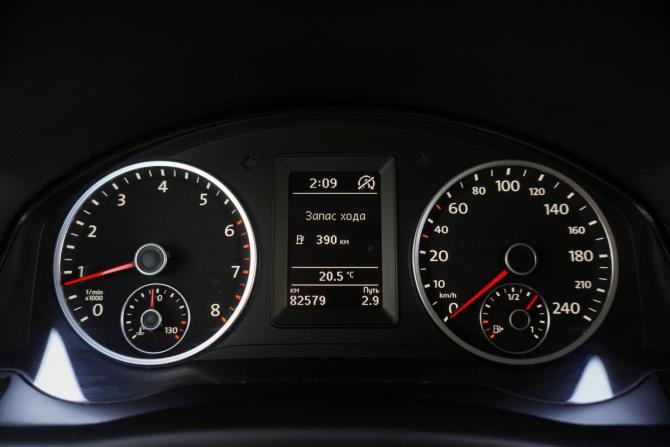 Volkswagen Tiguan I Рестайлинг с пробегом 2013 года, цена 1 375 000 рублей, 82579 км, внедорожник, Автокод Объявления