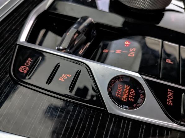BMW X6 III (G06) Рестайлинг с пробегом 2025 года, цена 14 215 000 рублей, 6016 км, внедорожник, Автокод Объявления