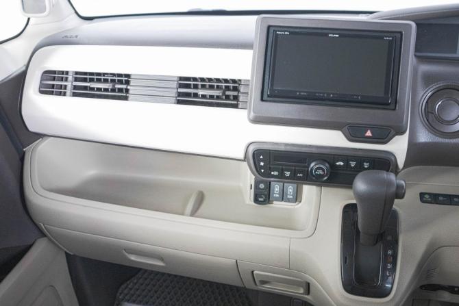 Honda N-BOX II с пробегом 2017 года, цена 849 000 рублей, 126000 км, микровэн, Автокод Объявления