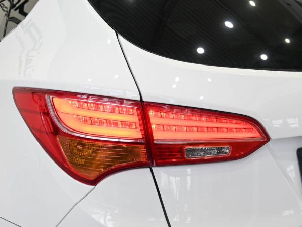 Hyundai Santa Fe III с пробегом 2012 года, цена 1 799 900 рублей, 165000 км, внедорожник, Автокод Объявления