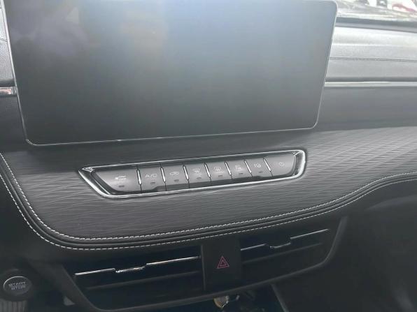 Haval Jolion I с пробегом 2023 года, цена 1 734 000 рублей, 92600 км, внедорожник, Автокод Объявления