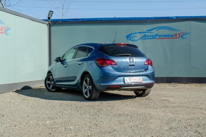 Opel Astra J Рестайлинг с пробегом 2012 года, цена 750 000 рублей, 162000 км, хэтчбек, Автокод Объявления