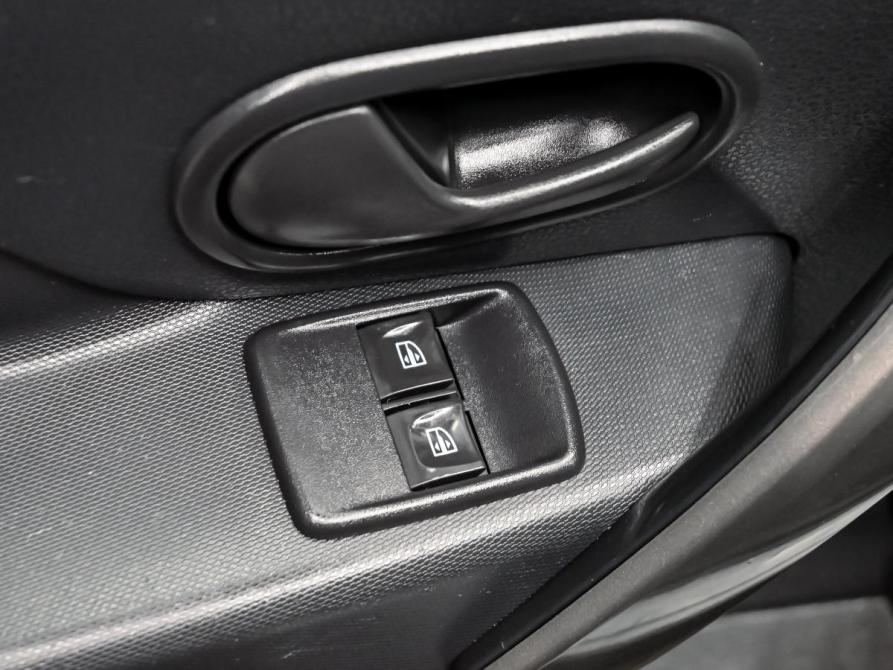 Renault Logan II Екатеринбург  - изображение 13