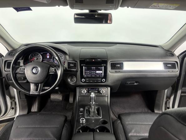 Volkswagen Touareg II с пробегом 2014 года, цена 1 915 000 рублей, 264483 км, внедорожник, Автокод Объявления