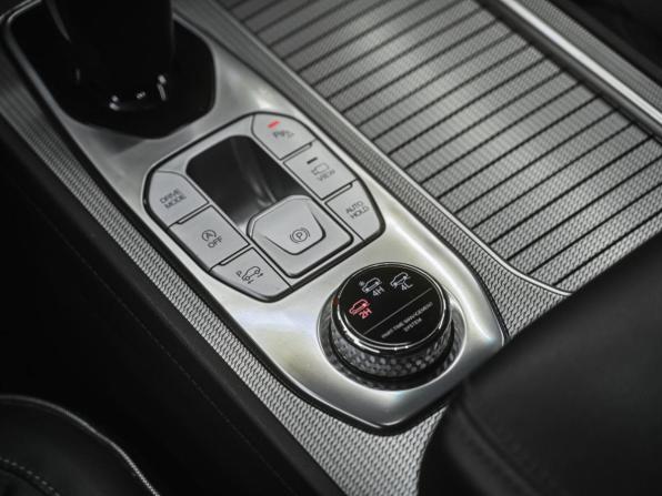 SsangYong Rexton IV Рестайлинг с пробегом 2020 года, цена 3 669 000 рублей, 72000 км, внедорожник, Автокод Объявления