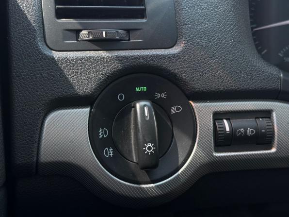 Skoda Octavia II (A5) Рестайлинг с пробегом 2011 года, цена 509 000 рублей, 216431 км, лифтбек, Автокод Объявления