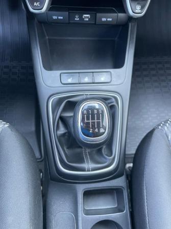 Kia Rio IV с пробегом 2019 года, цена 1 656 600 рублей, 42956 км, хэтчбек, Автокод Объявления