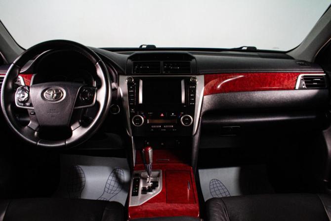 Toyota Camry VII (XV50) с пробегом 2013 года, цена 1 649 000 рублей, 245000 км, седан, Автокод Объявления